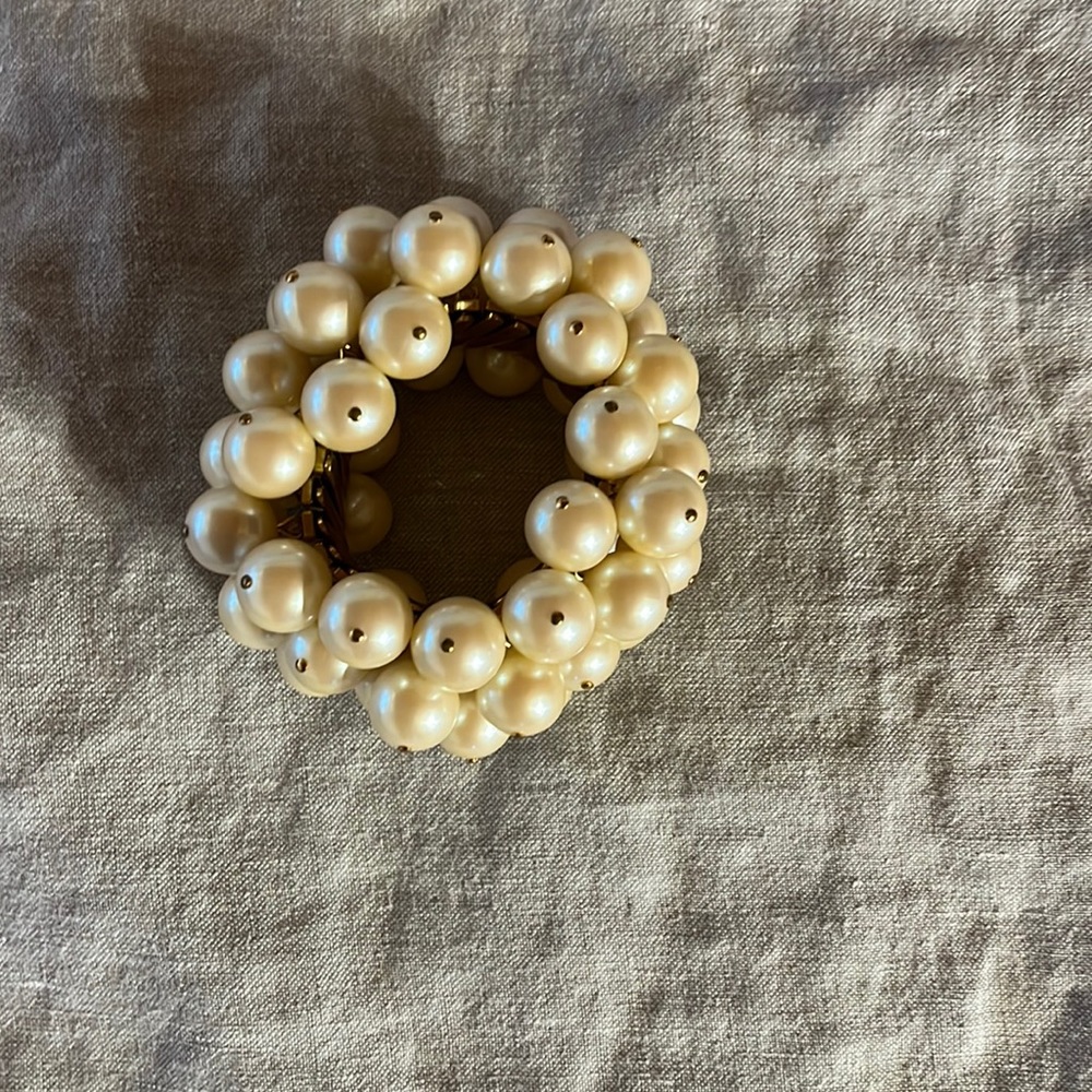 Faux pearl expandable cuff bracelet